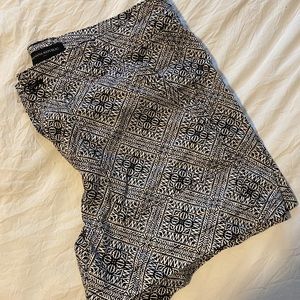 Banana Republic Black & White Patterned Shorts